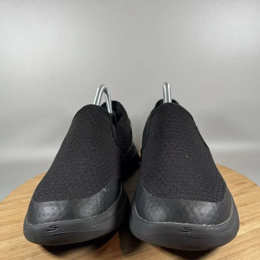 Skechers good used
